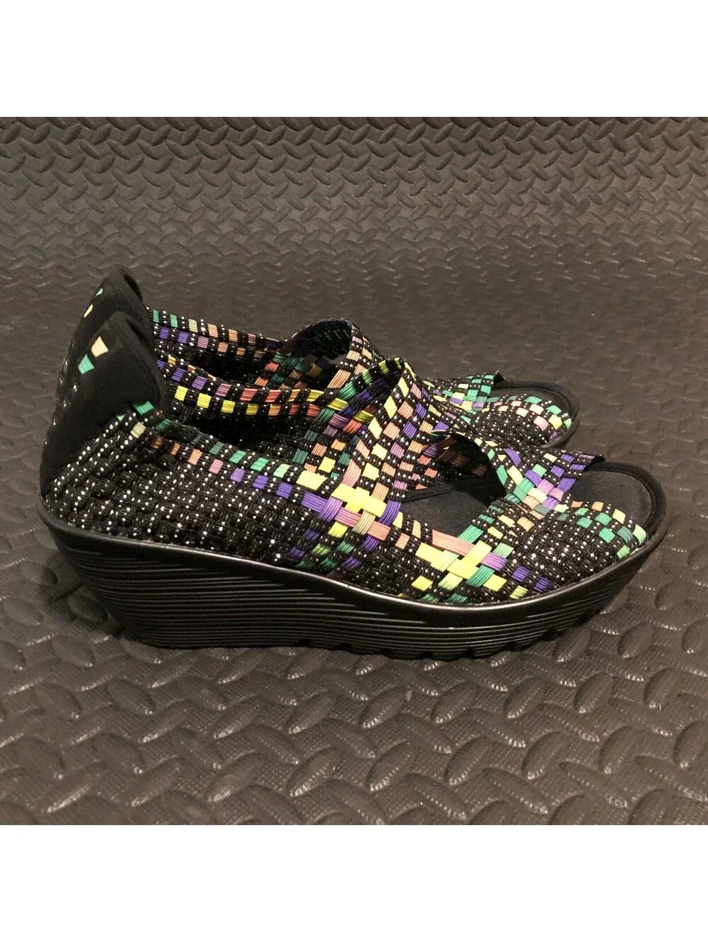 Skechers Memory Foam Parallel Multicolor Weave Wedge Sandals Size 9